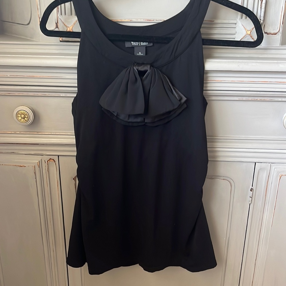 Beautiful black, scoop neck tank; double bow. Side ruching, built in bra.